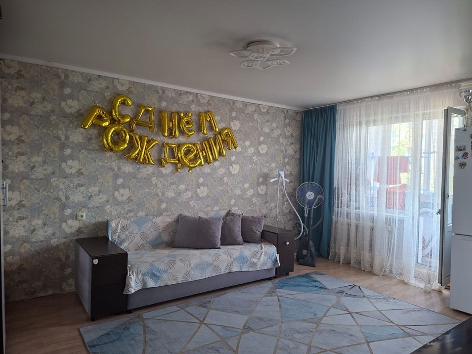 Продам 2 ком квартиру.