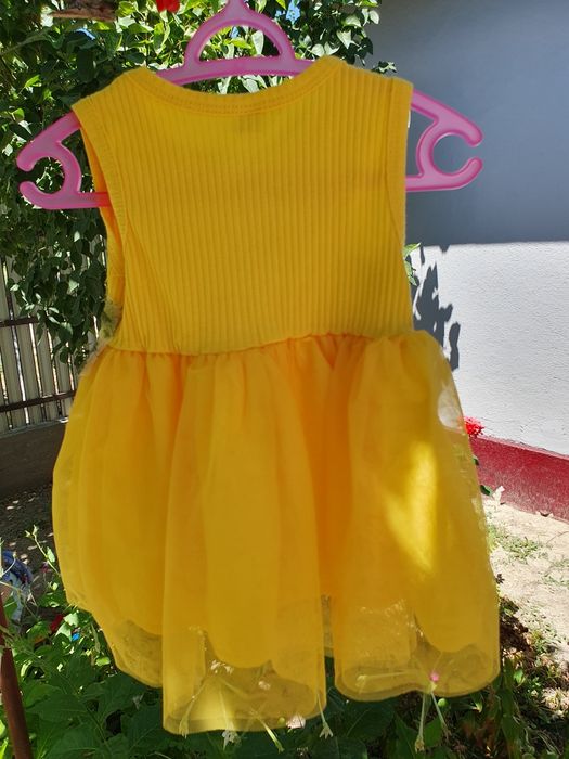 Rochiță galbenă + bolero fetiță 9-12 luni – elegantă, stare foarte bun