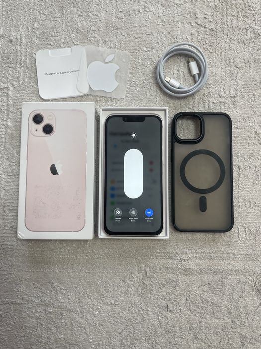 iPhone 13 в отличном состоянии