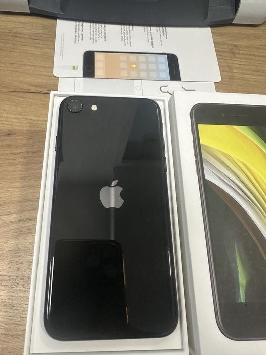 iPhone SE 2020, 64GB