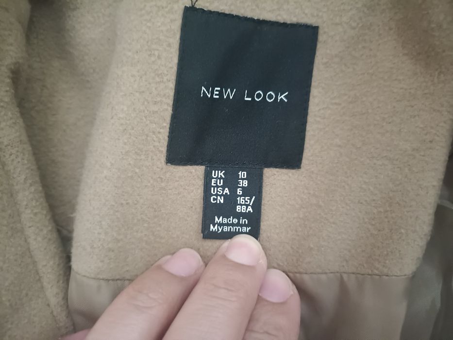 Фирменное модное пальто