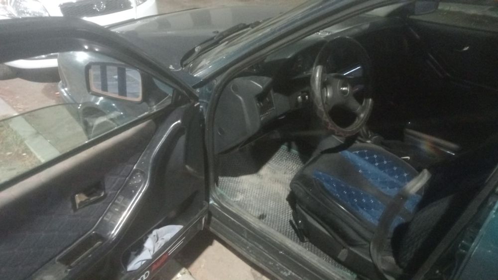 Продам машину в среднем состоянии