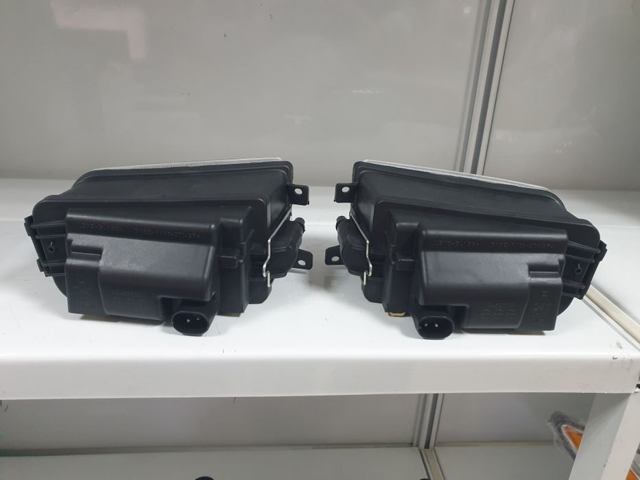 Противотуманка ЛЕВАЯ  Bmw 5 E39