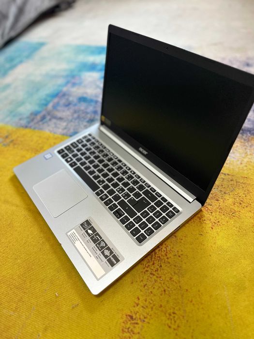 laptop Acer 515, i5 gen 8, octacore, ram 12 gb, ssd 256