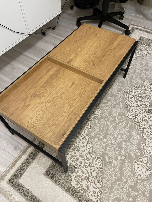 Măsuță masa cafea TRAPPEDAL 50x100 stejar cald/negru