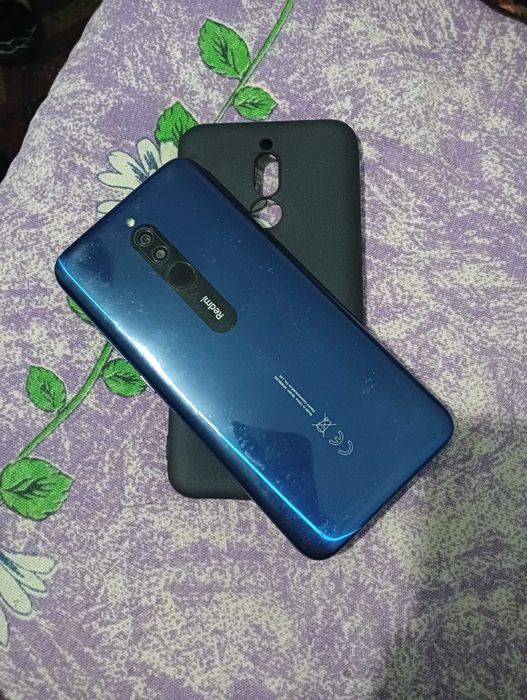Redmi 8 sotiladi xolati zor