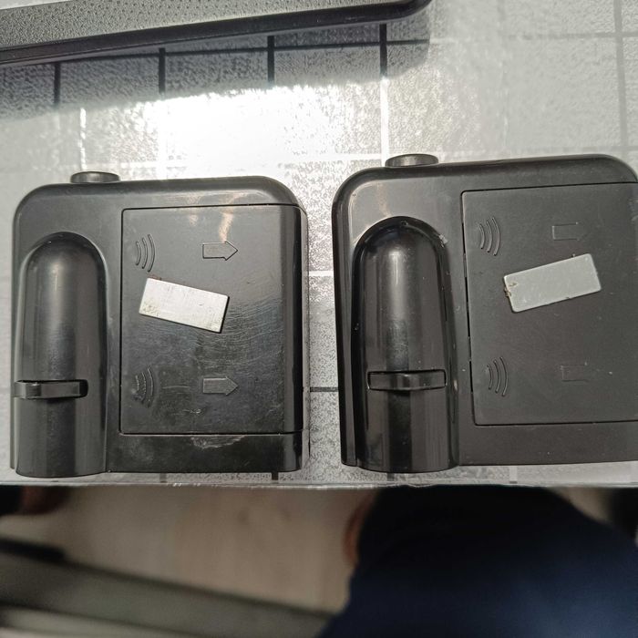 LED лого за врата на кола