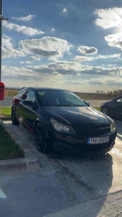 Opel astra H GTC