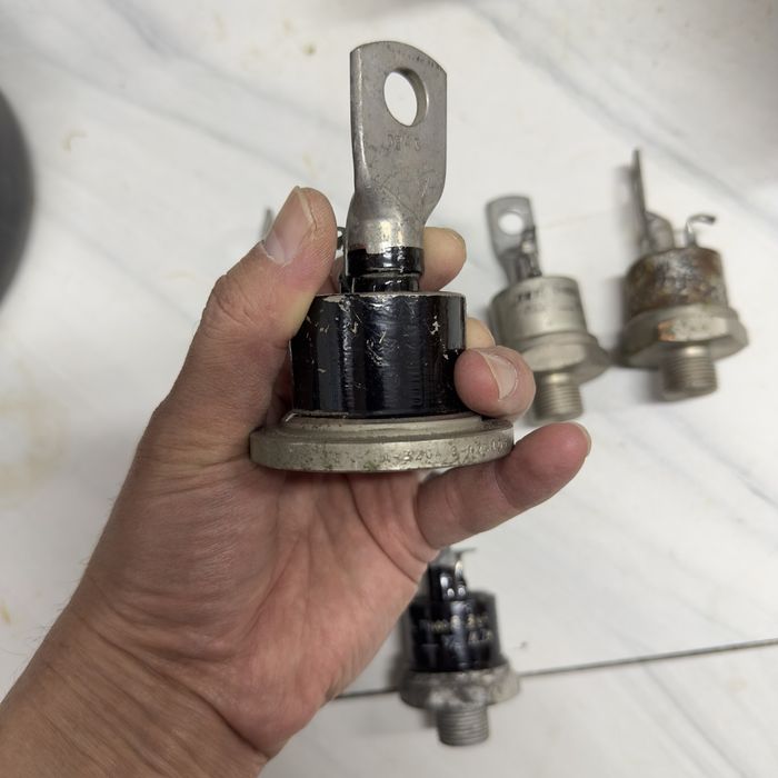 Тиристор ТЧ25-9 высокочастотный и диод