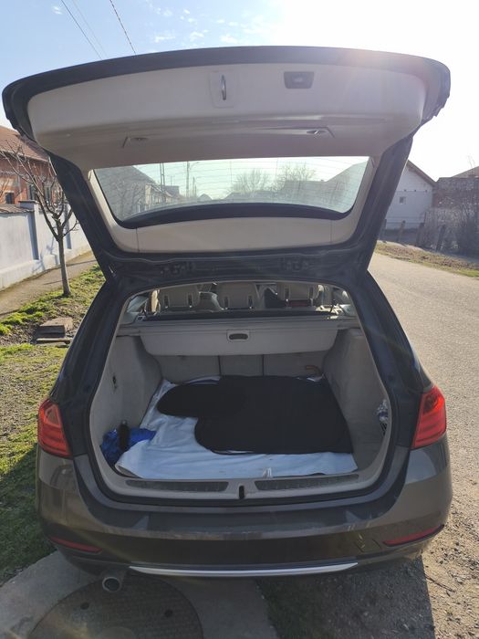 Vând BMW seria 3