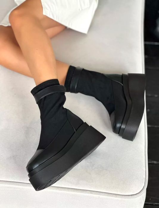 Новая обувь на платформе