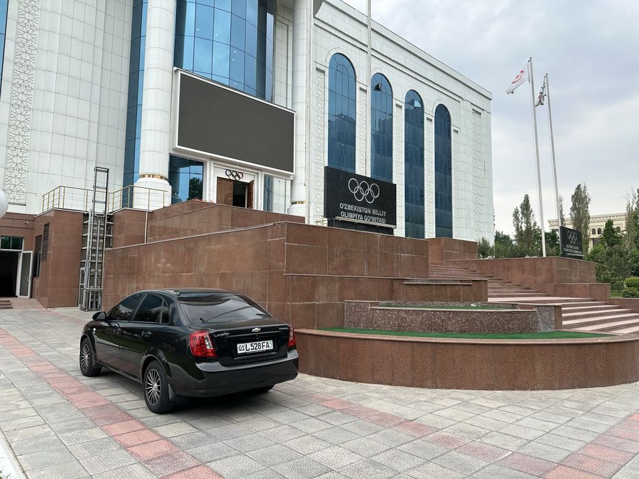 Продается Lacetti 1.8