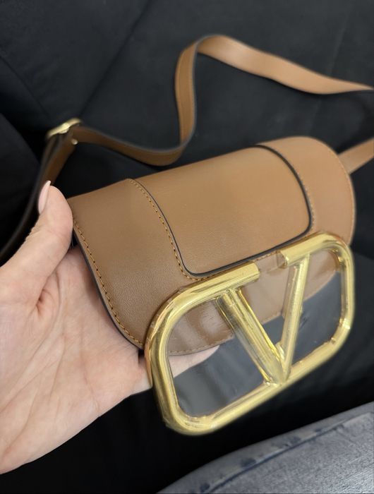 Чанта на Valentino