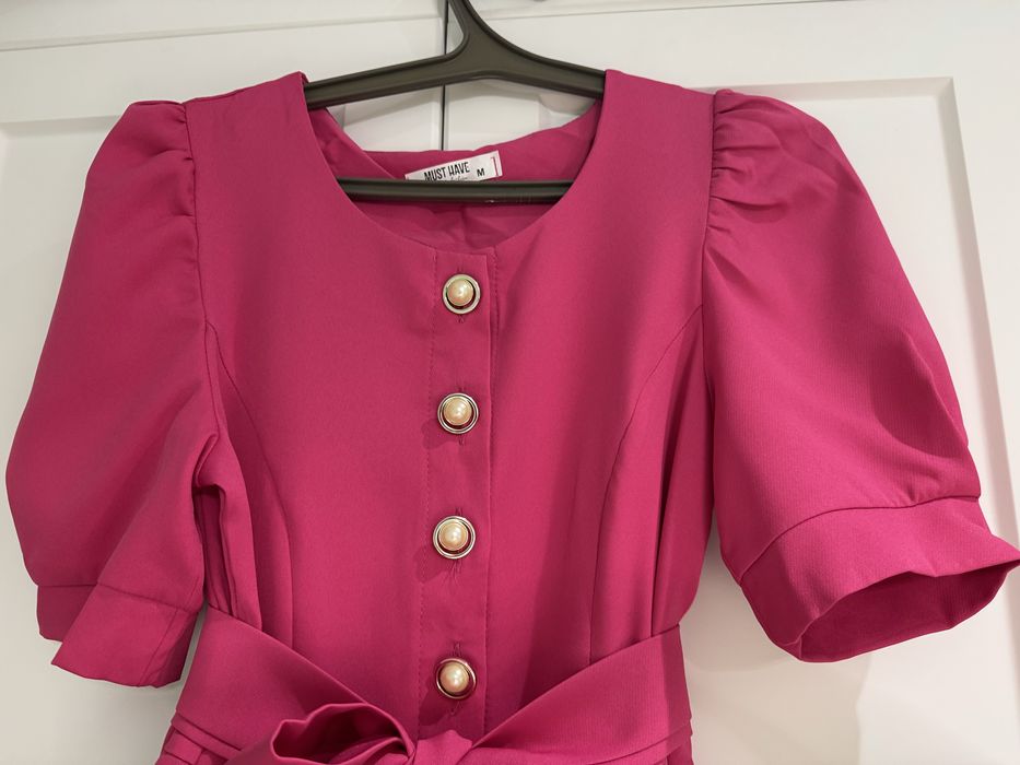 Платье коктейльное