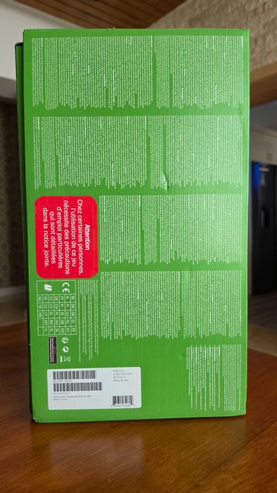 Xbox Series X 1TB SSD, 2 controllere, ca nou, la cutie