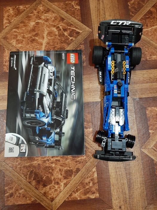 Срочно продаю Maclaren Senna Gtr переделанный в пикап,детали не все