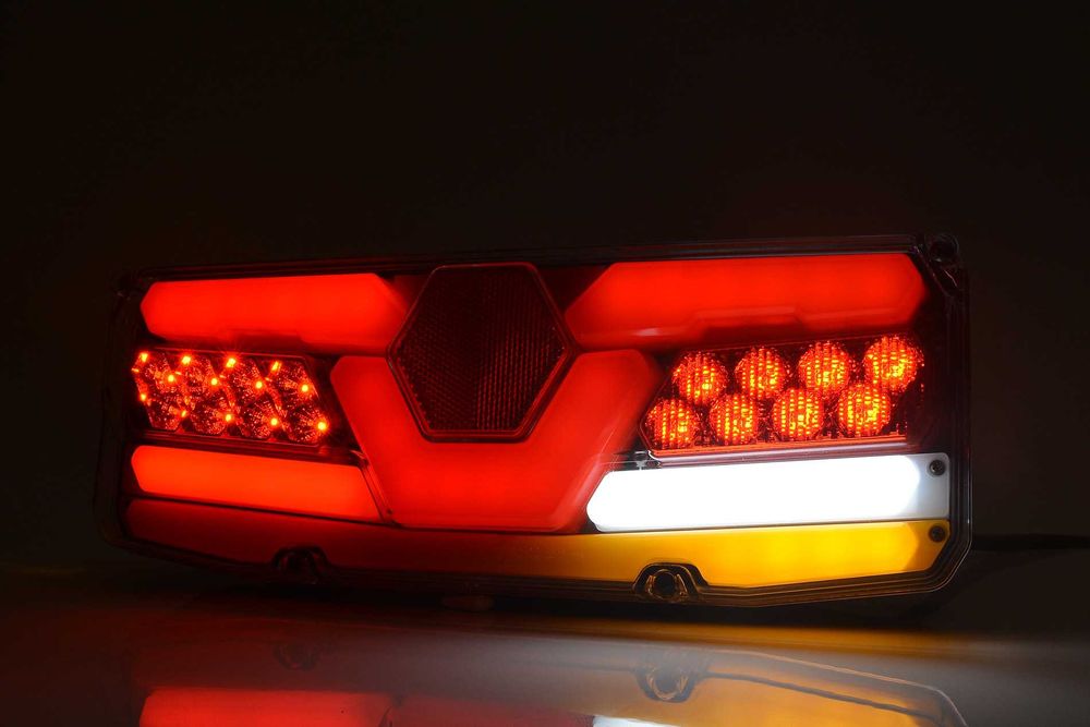 1бр. Диодни стопове ЛЕД LED НЕОН динамичен мигач 12-24V , Полша