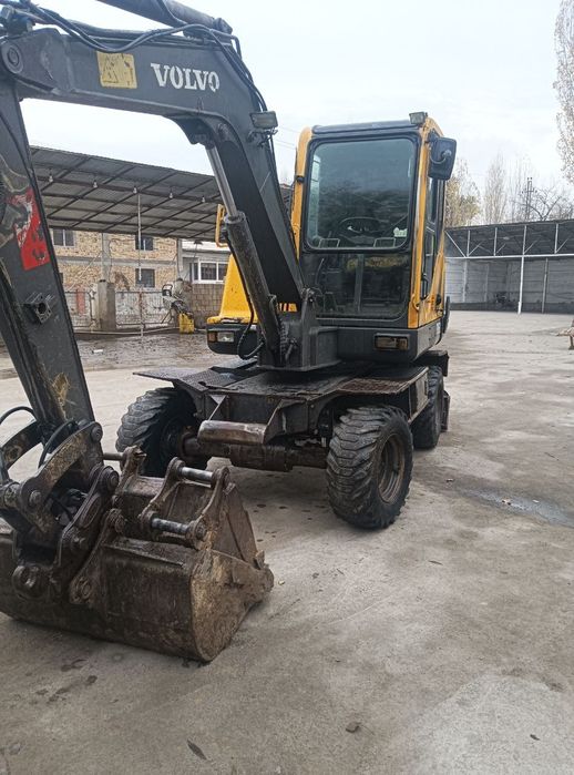 Volvo ekiskavator 2006