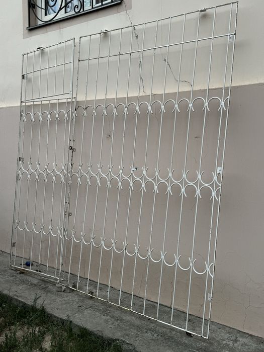 Продается железный Решётка