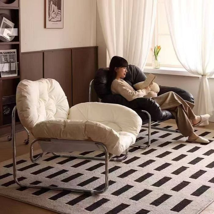 Kreslo divan. Myaxkiy kreslo