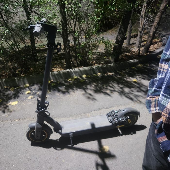 Ninebot g30 max электросамокат