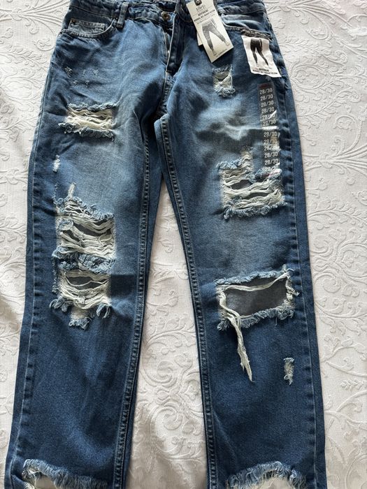 Дамски дънки-цвят син