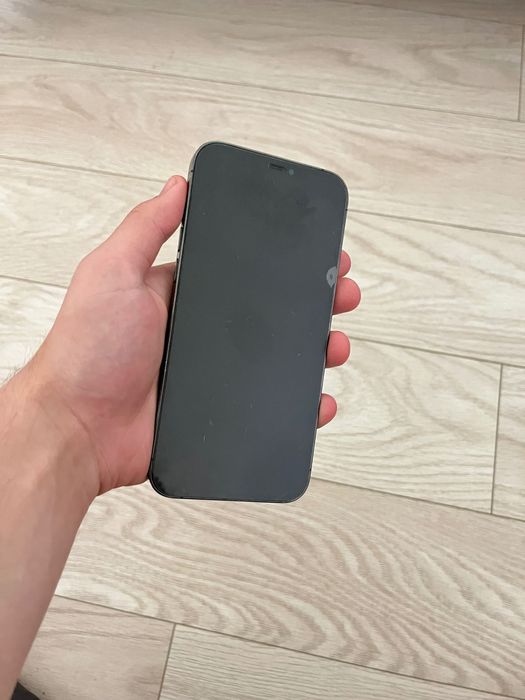 iphone 12 pro max + parfum 100 ml