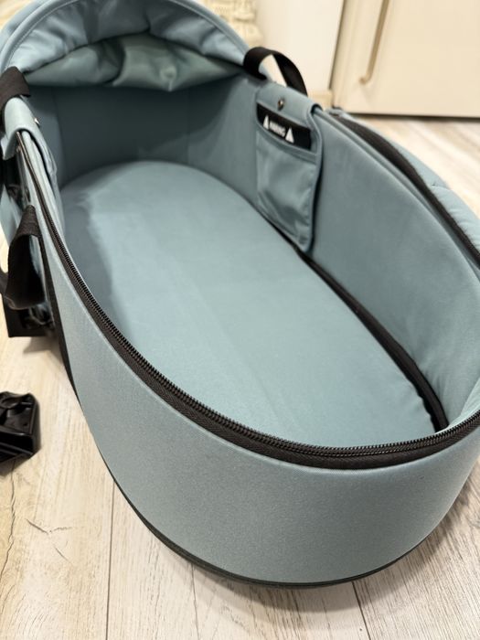 Landou yoyo,aqua + plasa de tantari