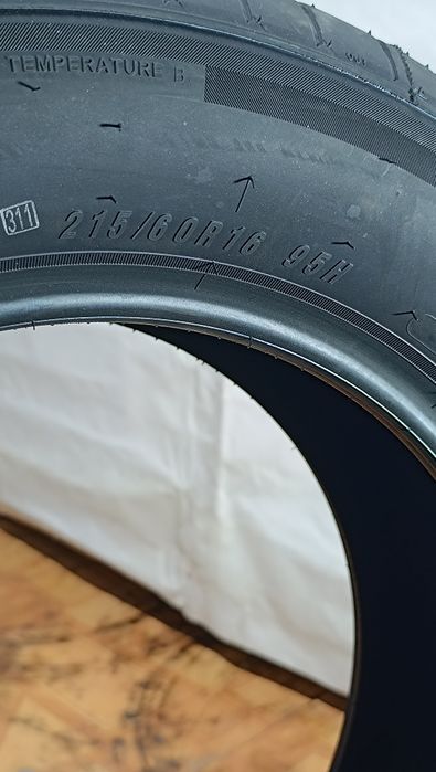 215/60R16  AUTOGREEN