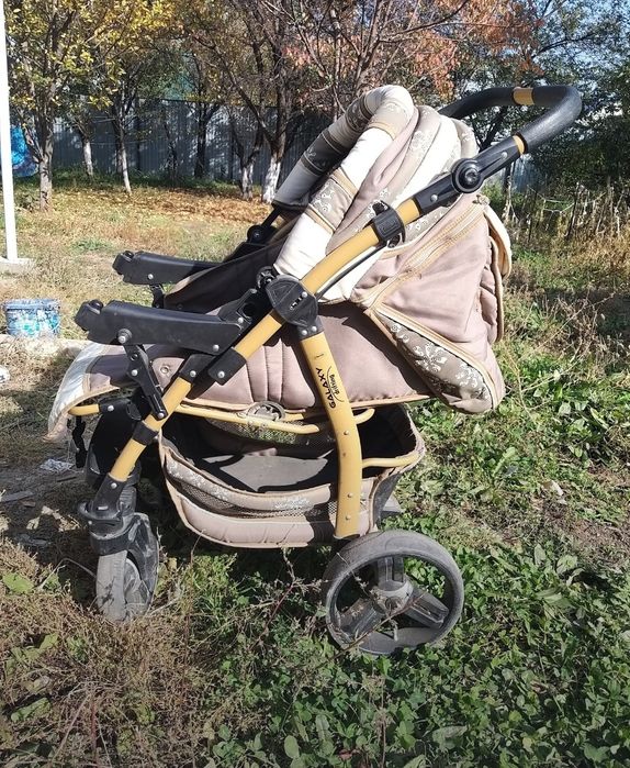 Детская коляска ADAMEX