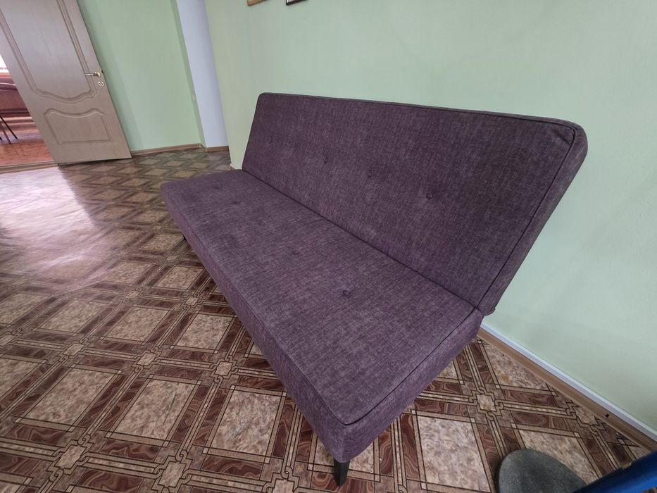 Продам диван книжка.тахта.офис