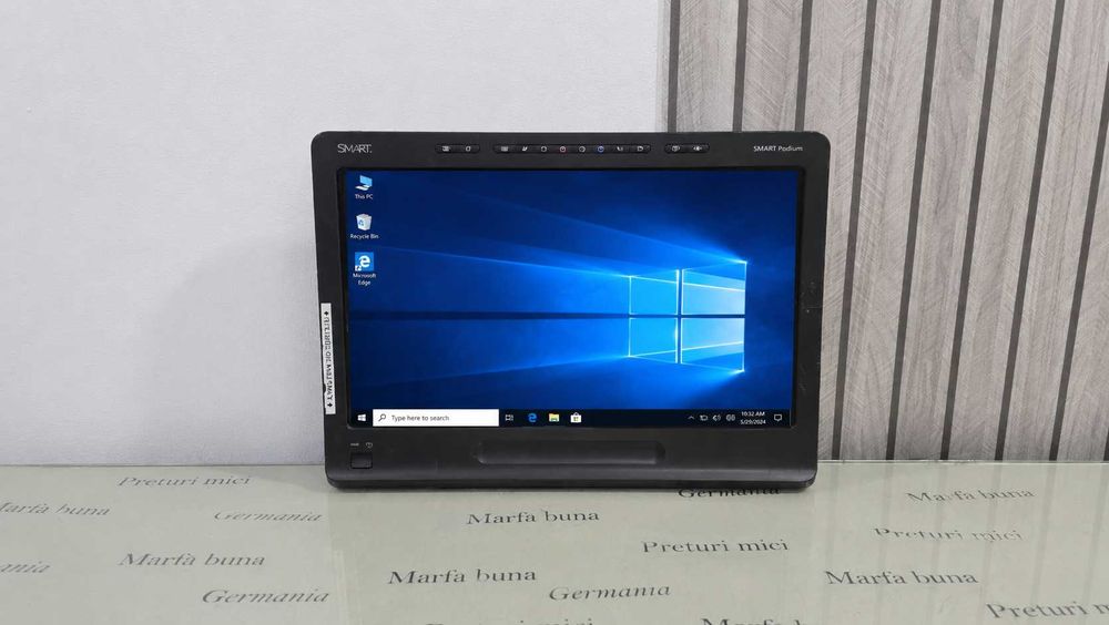 Monitor interactiv SMART Podium 518 cu stylus 18