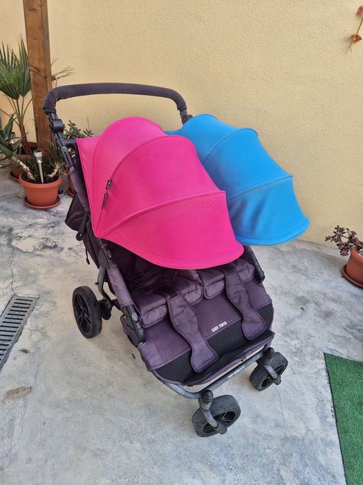 Количка за близнаци