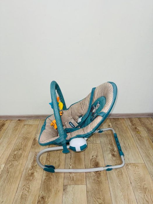 Продам коляску в подарок шезлонг