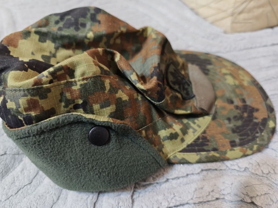 Камуфлажни дрехи