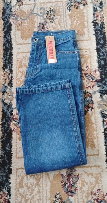 Vând blugi bărbați