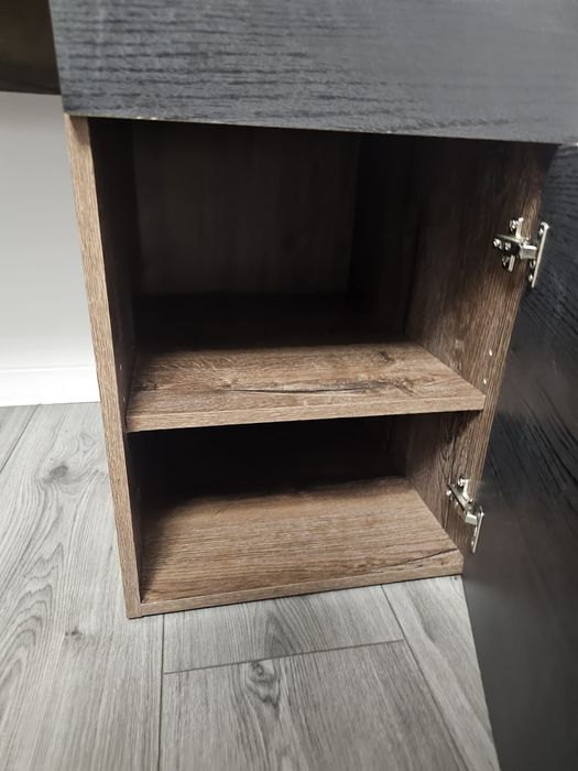 Vand Birou modern