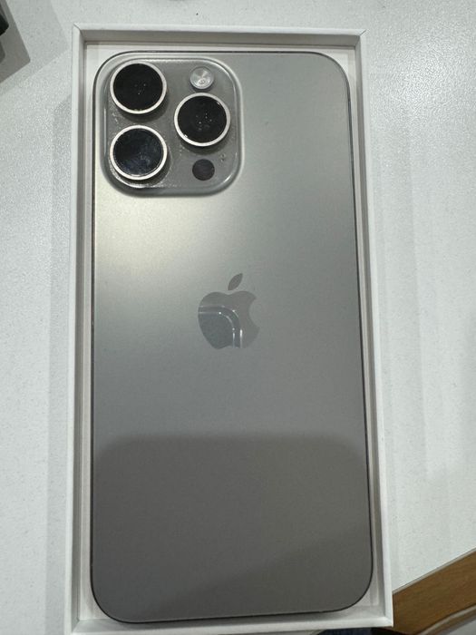 Iphone 15 pro max 256 gb Titanium