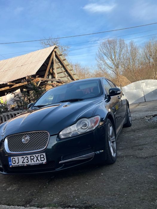 Jaguar Xf motor 2.7
