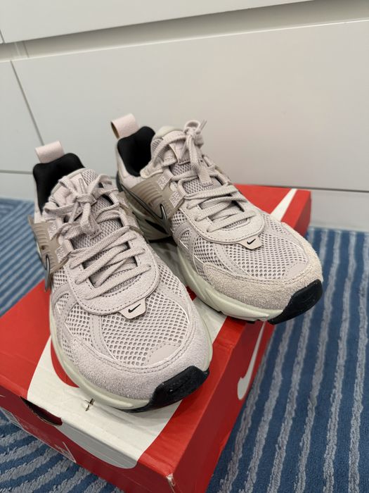 Продам nike V2k Run