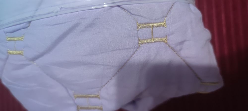 Продам наматрасник на резинке