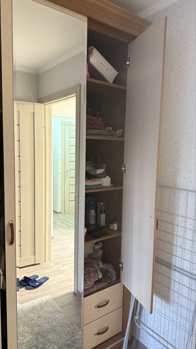 Шкаф в спальню ТОРГ срочно