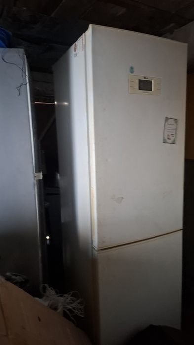 Холодильник рабочий большой