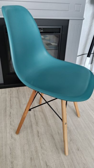 Scaun turcoaz pt  bucătărie - living