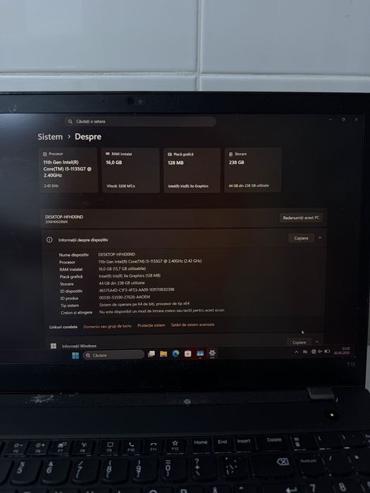 Lenovo T15 Gen 2 i5-11 256GB 16gb