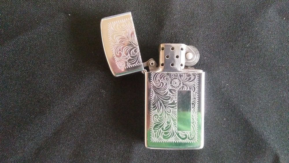 Zippo гравирана оригинална запалка