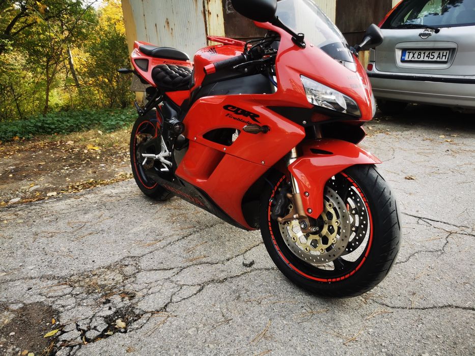 Honda cbr 1000rr sc 57