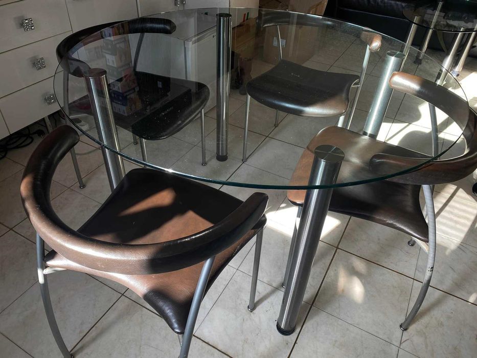 Комплект маса за хол с 4 стола