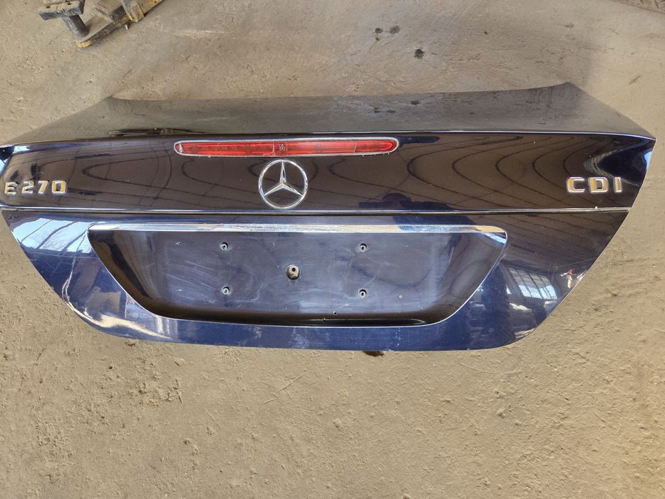 Заден капак за Mercades W211 E-class Мерцедес Е клас