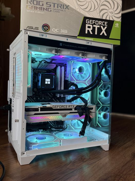 Геймърски компютър/ I9 12900K/Водно/32GB/RTX 3090 24GB/2TB SSD
